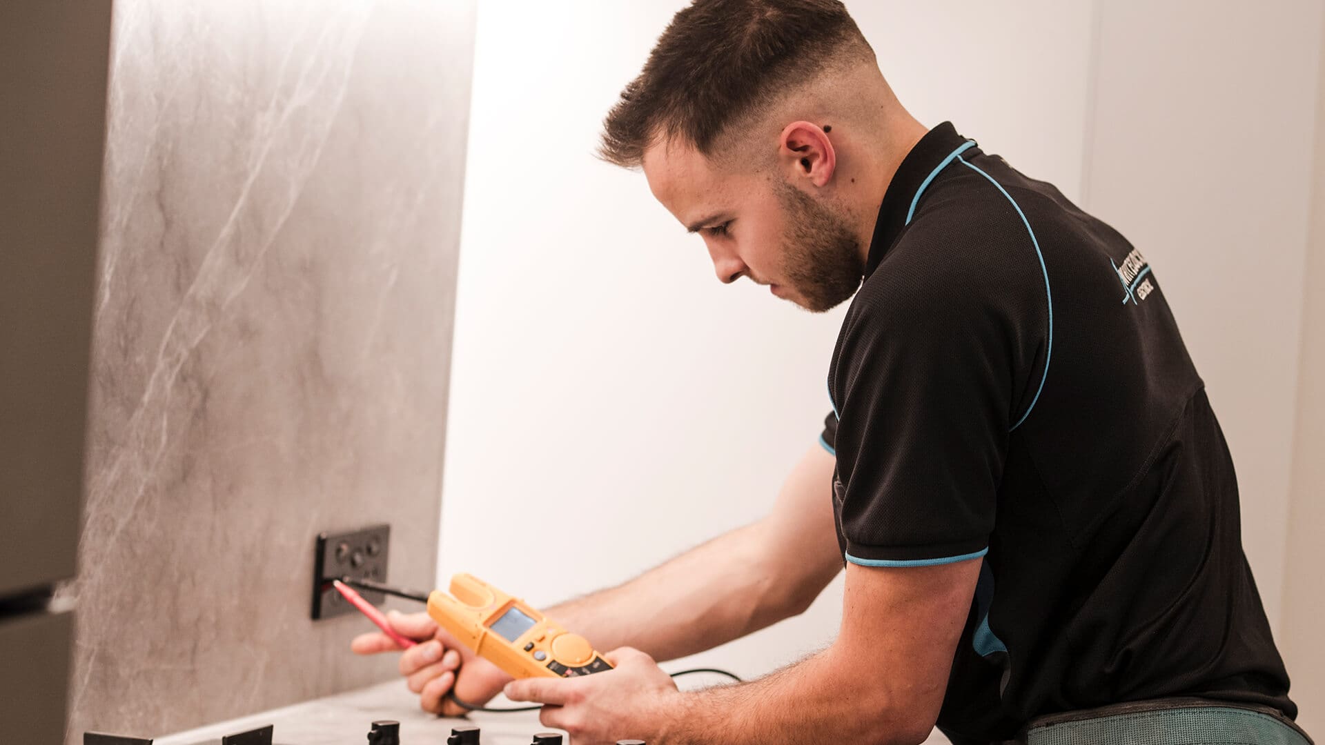 Electrical safety checklist for homeowners in brighton